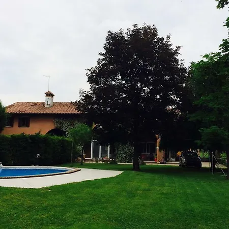 Bed & Breakfast Pettirosso Sant'Angelo (Venice)